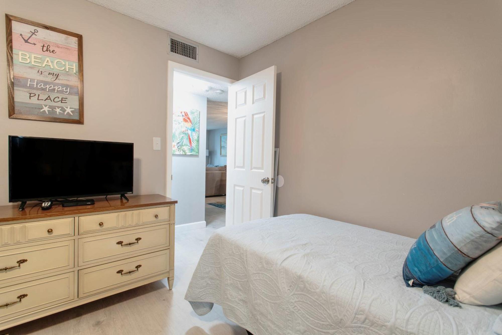 Holiday home 2 Bed 2 Bath Centrally Located On Siesta Key *