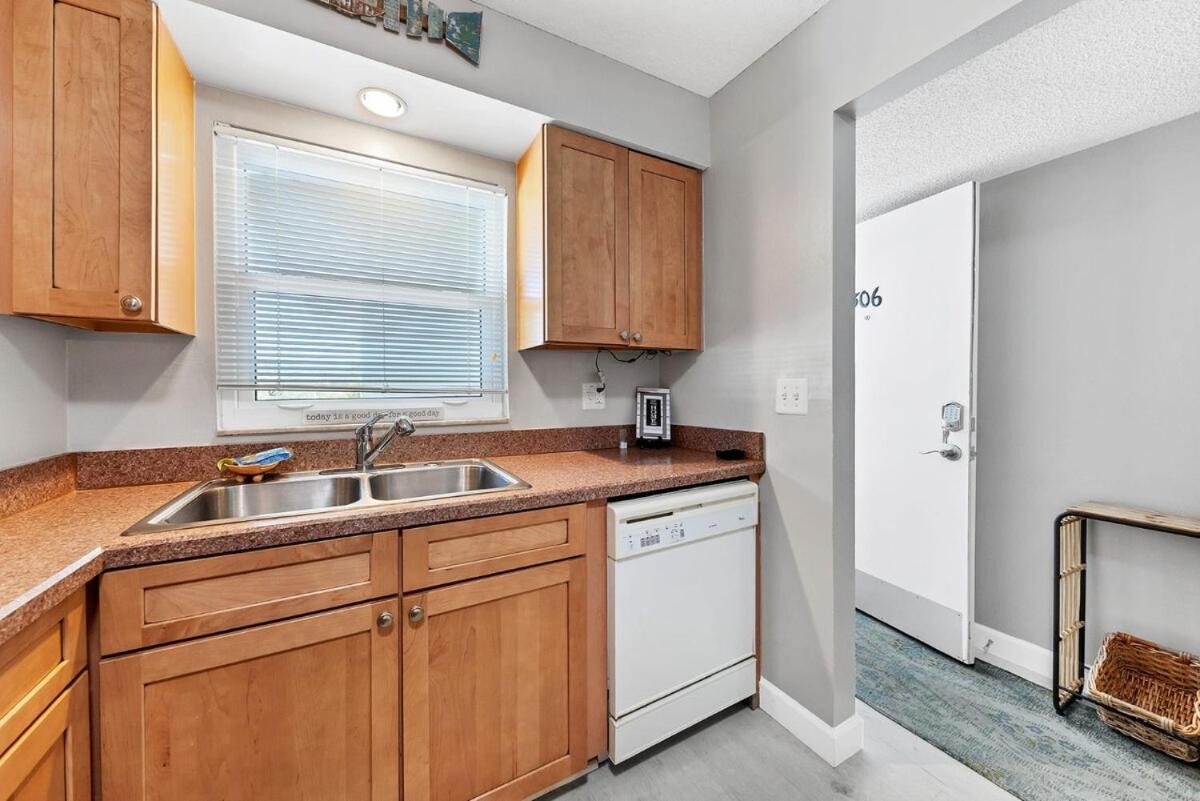 2 Bed 2 Bath Centrally Located On Siesta Key Ferienhaus *